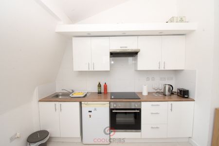 Warwick Road, Earls Court, London, SW5 - Photo 4