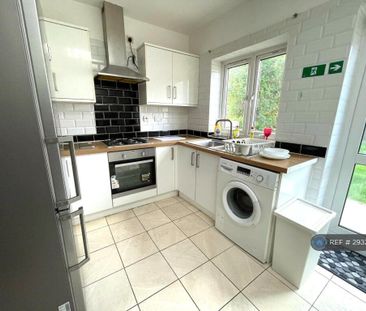 1 bedroom in a house share to rent - Photo 6