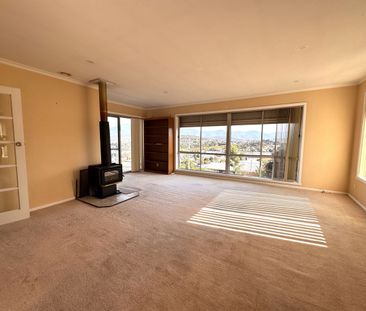 Large spacious family home - Photo 6