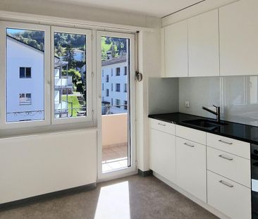 4 1/2 Zimmerwohnung an sonniger und familienfreundlicher Lage - Photo 6