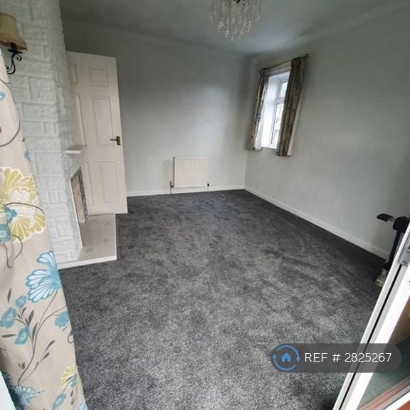 2 bedroom bungalow to rent - Photo 1