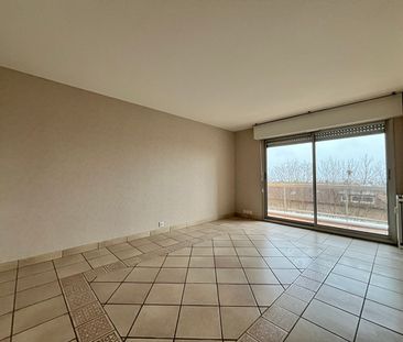 Location Appartement 2 pièces 49m² - Photo 2