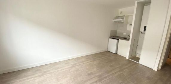 Location Appartement 1 pièce 23m² TOURS 37000 - Photo 2