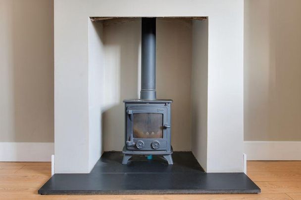 3 bedroom terraced house to rent - Photo 1