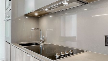 For Lease - 11 Yorkville Avenue Unit# 1010, Toronto, Ontario - Photo 2