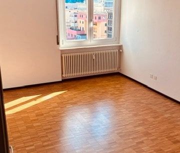 Appartamento 3.5 Loc. (7 piano) con terrazza a Chiasso - Foto 2