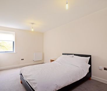 2 bedroom apartment to rent - Photo 3