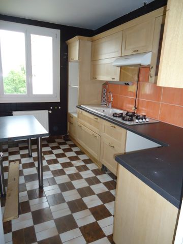 Location Appartement 4 pièces 67m² NEVERS 58000 - Photo 2