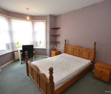 4 bedroom property to rent in Reading - Photo 6