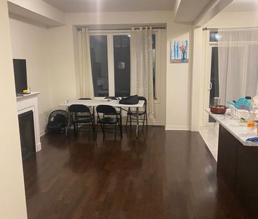 For Lease - 1222 Rexton Drive, Oshawa, Ontario - Photo 2