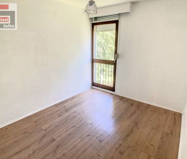 Location Appartement 4 pièces 71m² AVON 77210 - Photo 3