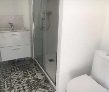 Location Appartement 15m² - Photo 3