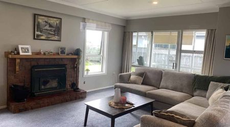 Gisborne Tce - Opunake - Photo 2