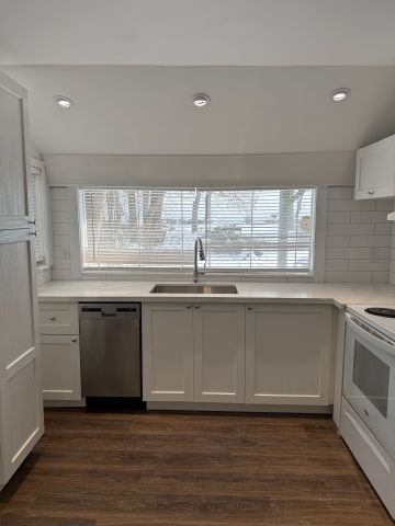 For Lease - 2673 Lake Shore Boulevard, Toronto, Ontario - Photo 5