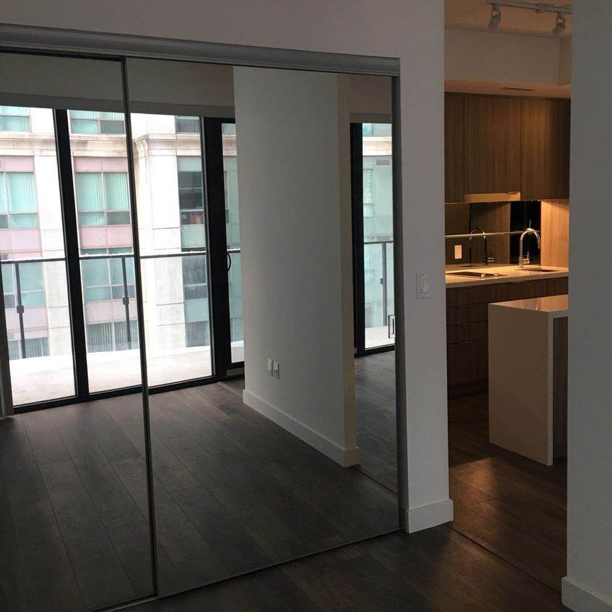 For Lease - 215 Queen Street Unit# 815, Toronto, Ontario - Photo 1