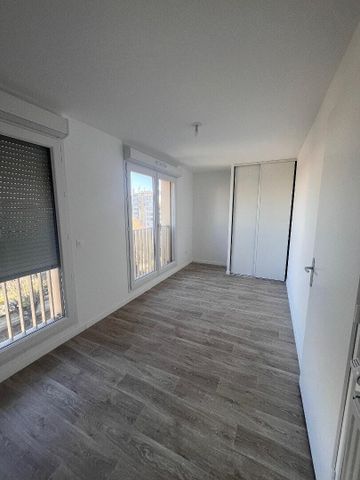 location Appartement T3 DE 68.8m² À BOBIGNY - Photo 2