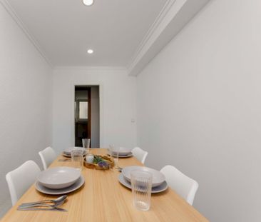 Beautiful room with a balcony in Campanar - Photo 4