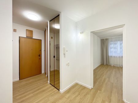 2 pokoje z widną kuchnią | garaż 59.9 m² - Photo 4
