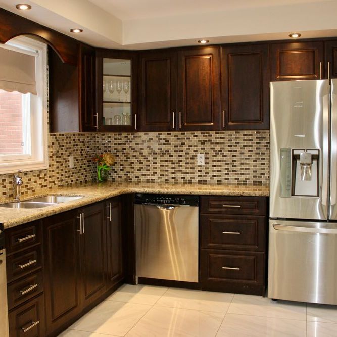 Mississauga Furnished Detached Home for Rent - Stunning 3 Bedroom with City Views, Private Garden, and Garage - Photo 1