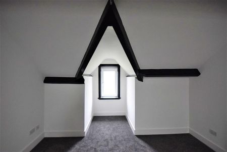 2 bedroom Flat To Let Total Size: 732 SQ FT - Photo 3