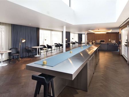 Beautiful Nova apartment; 2 bedrooms, 2 bathrooms, kitchen and reception. With 24/7 concierge, a resident's gym, cinema, lounge, meeting room and roof garden. - Photo 3