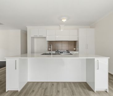 18 Ballanrong Road, Bonnie Brook VIC, Belconnen - Photo 6