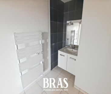 Location Appartement 2 pièces 47m² VANNES 56000 - Photo 3