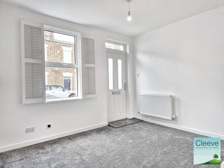 2 bed end of terrace house to rent in Hungerford Street, Cheltenham, GL50 - Photo 2