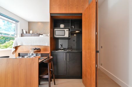 Studio Flat, Dennington Park Road, NW6 - Photo 5