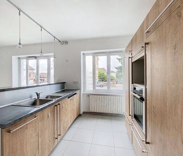 Location appartement 4 pièces 98 m² à Bourg-en-Bresse (01000) GARE - Photo 6