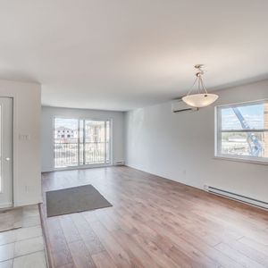 2 Bedrooms With Private Terrace - Photo 3