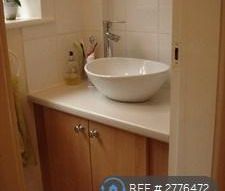 1 bedroom in a house share to rent - Photo 6