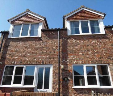 2 bedroom semi-detached house to rent - Photo 2