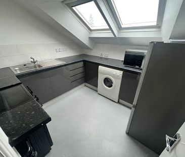 Flat 4, 49 Lower Ford Street – Student Accommodation Coventry - Photo 2