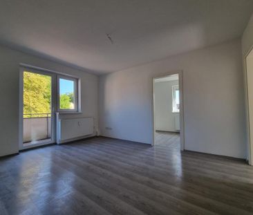 Demnächst verfügbar! Vollständig renovierte 2-Zimmer-Wohnung mit Ba... - Foto 3