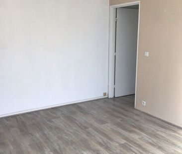 VAL DE FONTENAY Tour ELVIRE - 2 pièces 48.05 m² - Photo 4