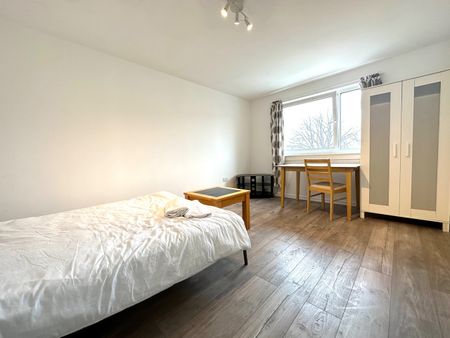 3 Bed Flat, Dumbryden Grove, EH14 - Photo 3