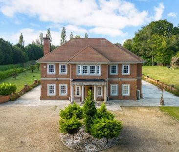 5 bedroom detached house to rent - Photo 1