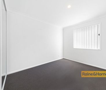 NEAT & TIDY 2 BEDROOM - Photo 4