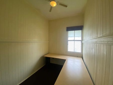 “3 Bedroom House in BSSSC Catchment!” - Photo 3