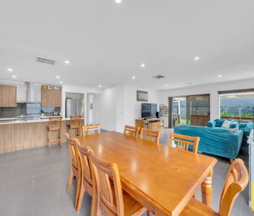 The Perfect Family Haven in the Heart of Tarneit - Photo 1