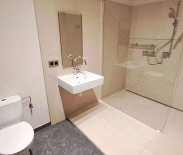 Appartement te huur in Brugge voor € 965 met 2 slaapkamers - Photo 5