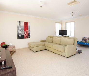 7 Latrobe Court - Photo 1