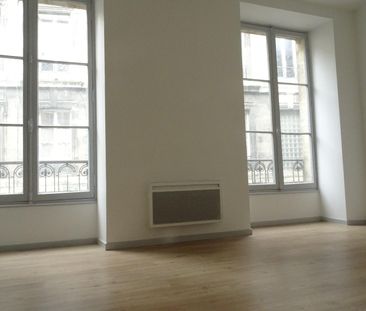 Location Appartement 1 pièce 24m² BORDEAUX 33000 - Photo 1