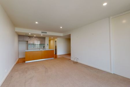 306/3a Honeysuckle Drive, Newcastle NSW 2300 - Photo 2