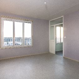 Appartement – Type 5 – 94m² – 380.6 € – LE BLANC - Photo 2
