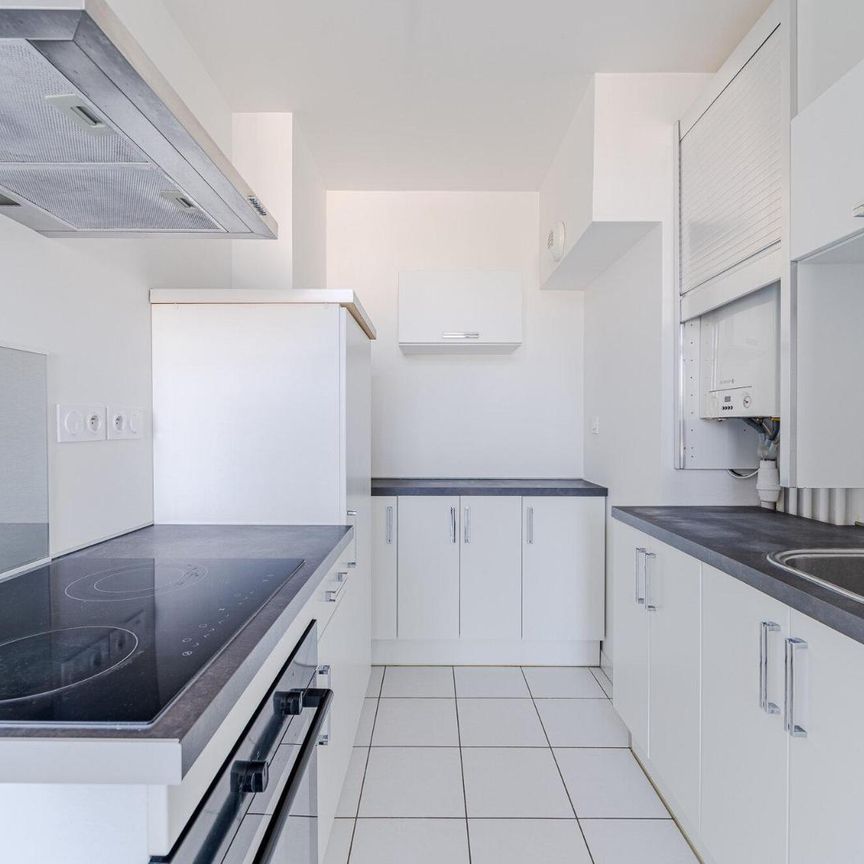 Location Appartement 2 pièces 37m² ST CYR SUR LOIRE 37540 - Photo 1
