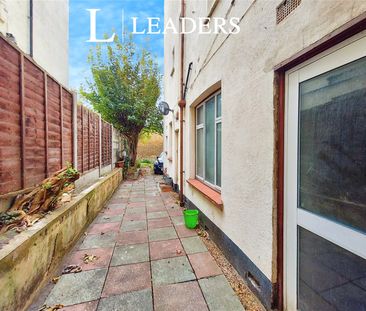 1 bedroom apartment to rent Station Road, Westcliff-on-Sea, Essex, SS0 - Photo 2