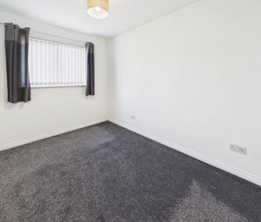 Price £795 pcm - Available Now - Unfurnished - Photo 4