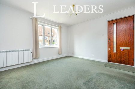 1 bedroom house to rent Bradfield Close, Guildford, GU4 - Photo 4